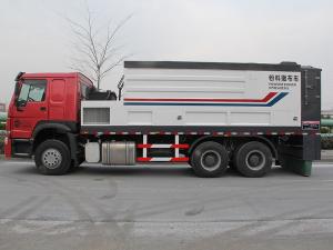  Veículo distribuidor de ligante asfáltico 